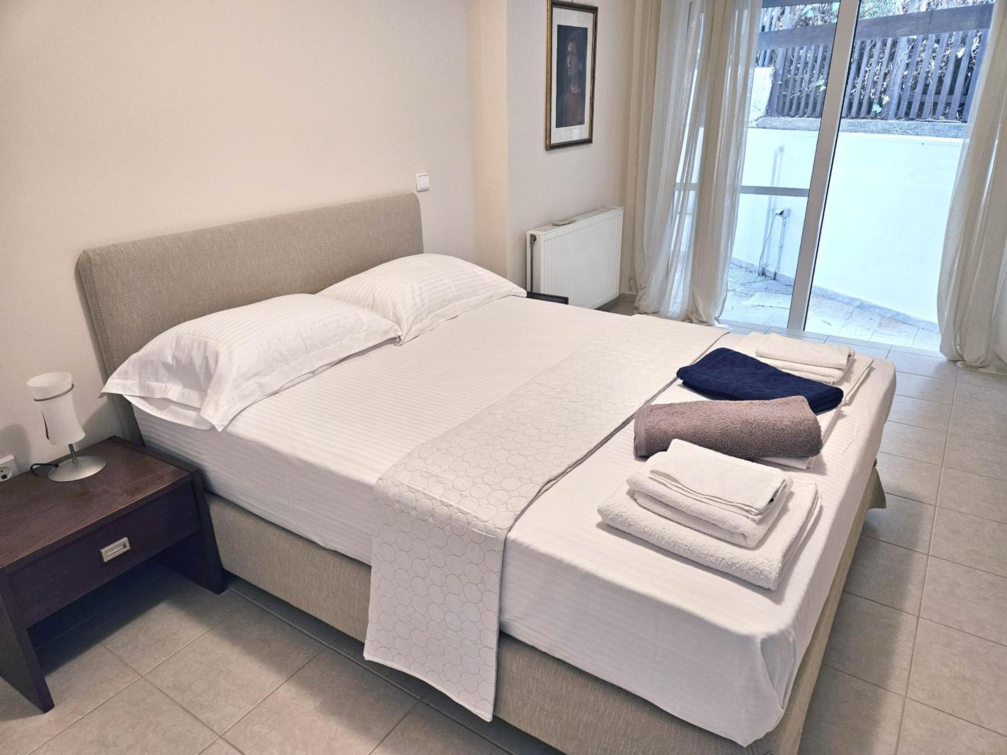 Lagonisi Beach House Kalivia Thorikou エクステリア 写真